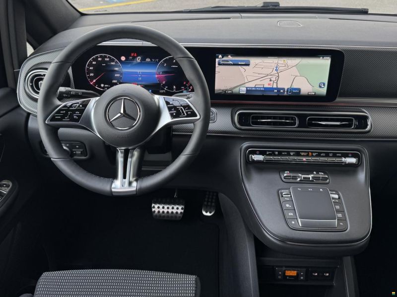 Pössl Vanstar V300 d lang AMG-Line 4matic