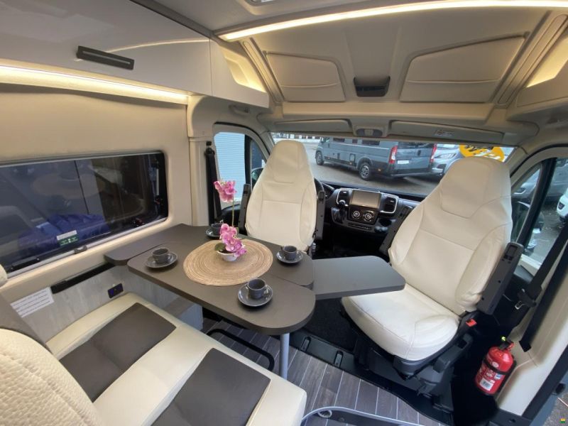 Roller Team Living DUO XL Sport, Fiat 140PS Automat