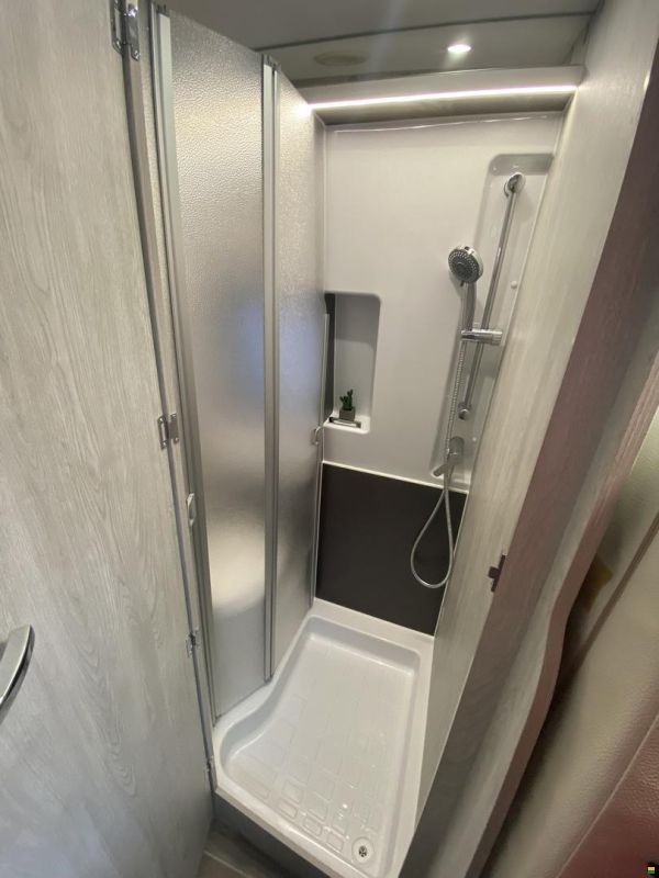 Roller Team Living DUO XL Sport, Fiat 140PS Automat