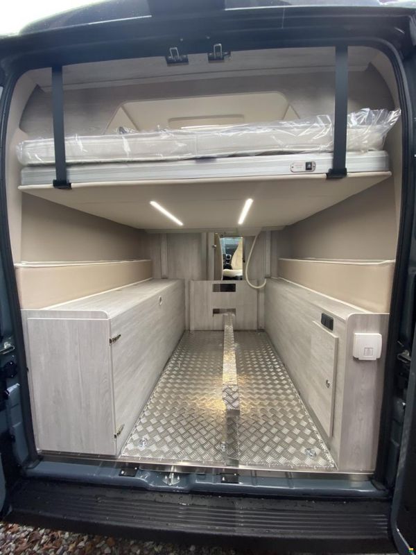 Roller Team Living DUO XL Sport, Fiat 140PS Automat