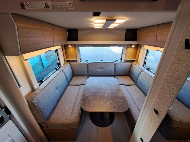 Bürstner Averso Plus 520 TL B66