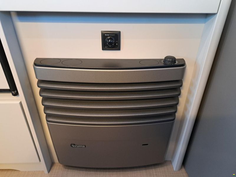 Bürstner Averso Plus 520 TL B66