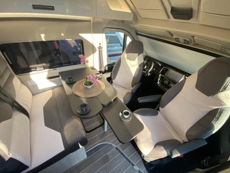 Roller Team Livingstone 2 Sport, Fiat 140PS Automat