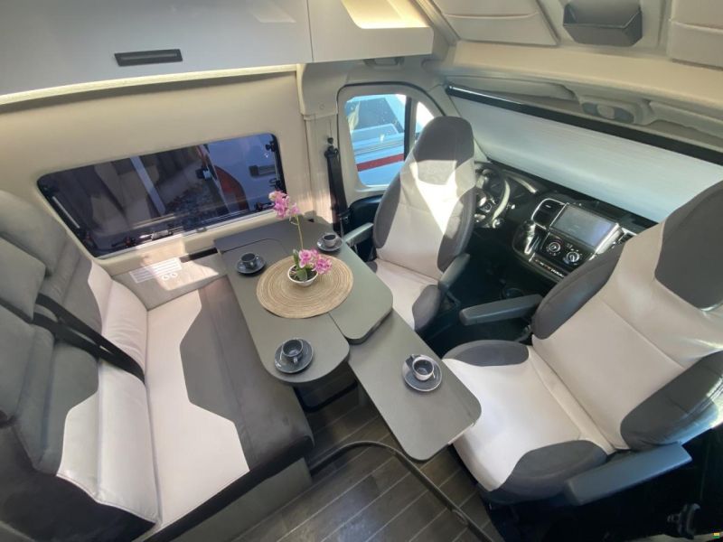 Roller Team Livingstone 2 Sport, Fiat 140PS Automat