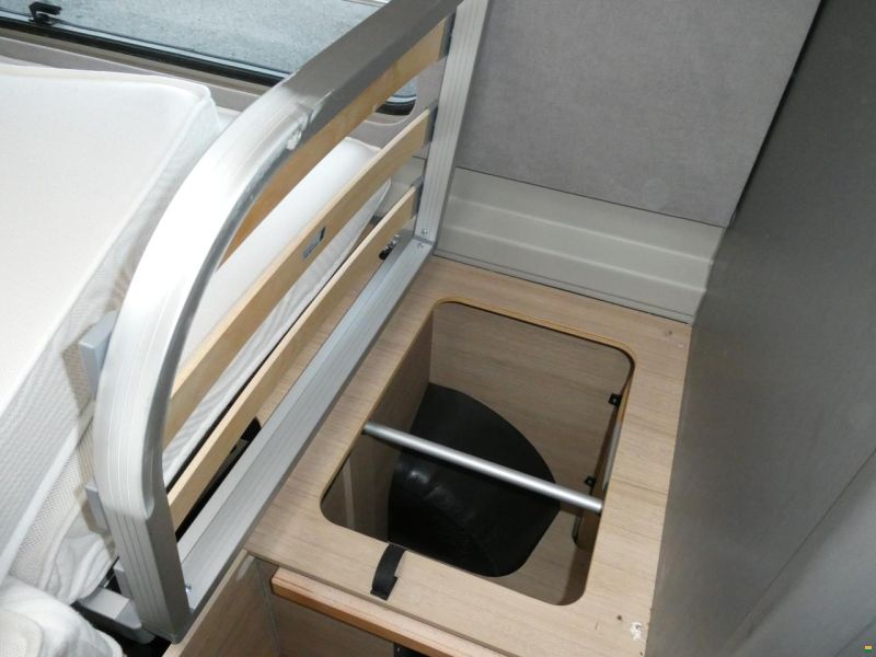 Pössl Trenta 640 aut. 9