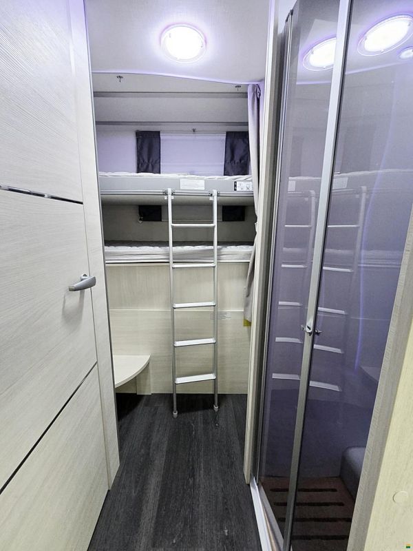 Challenger 380 GRAPHITE EDITION PREMIUM 2.0 AUTOMAT