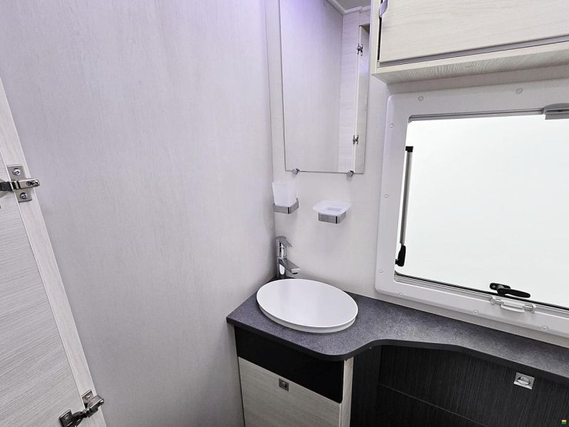 Challenger 380 GRAPHITE EDITION PREMIUM 2.0 AUTOMAT