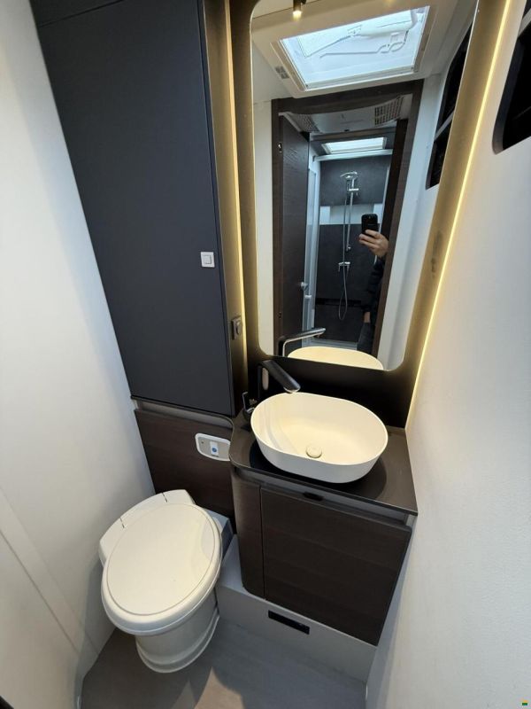 Adria Matrix Supreme 670 SL