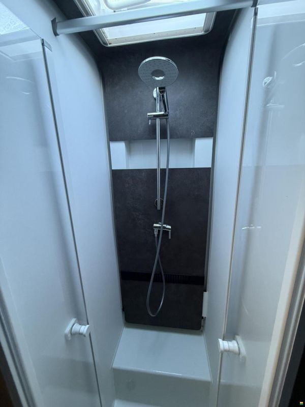 Adria Matrix Supreme 670 SL