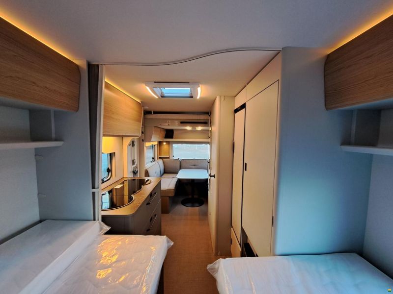 Bürstner Averso Plus 520 TL B66