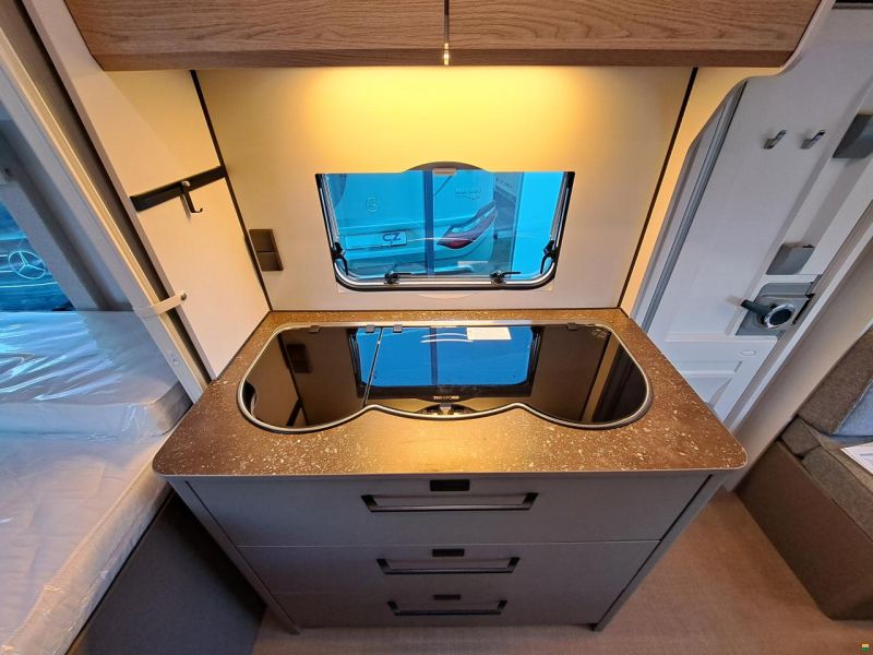 B&uuml;rstner Averso Plus 520 TL B66