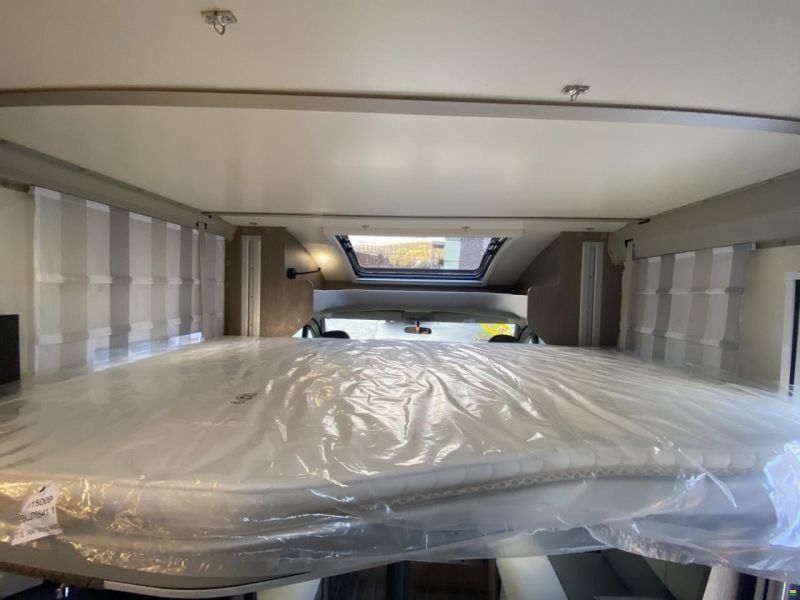 Roller Team Zefiro 287 TL, Fiat 140PS Automat