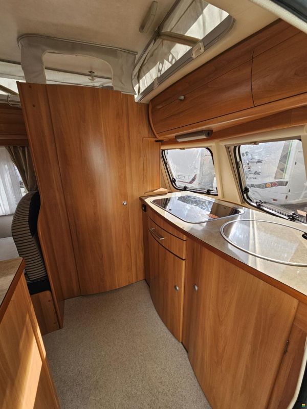 Eriba Touring Troll 552 GT