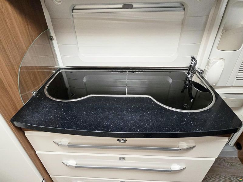 Hobby 495 UL PREMIUM CAMPER