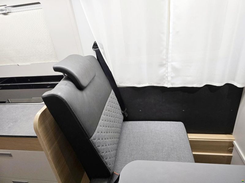 Adria Coral 650 DL AXESS 2.2 HDI