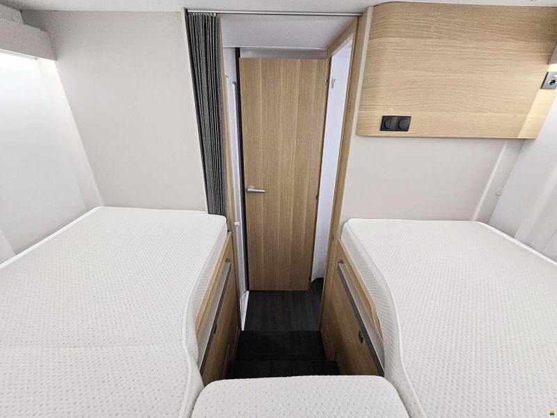 Adria Coral 650 DL AXESS 2.2 HDI