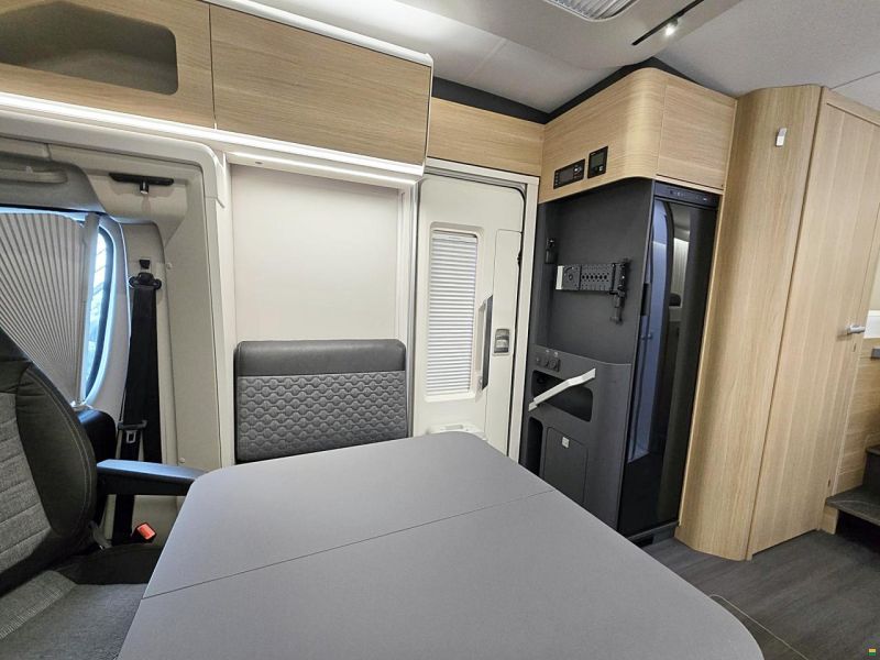 Adria Coral 650 DL AXESS 2.2 HDI