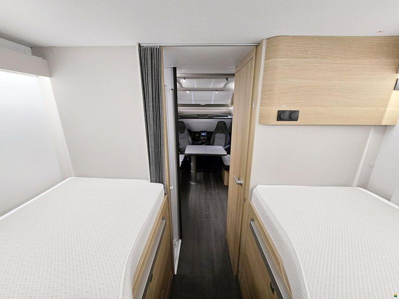 Adria Coral 650 DL AXESS 2.2 HDI