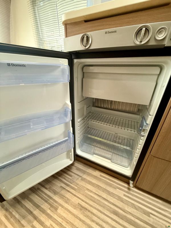 Adria Aviva Lite 370DD