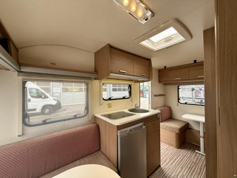 Adria Aviva Lite 370DD