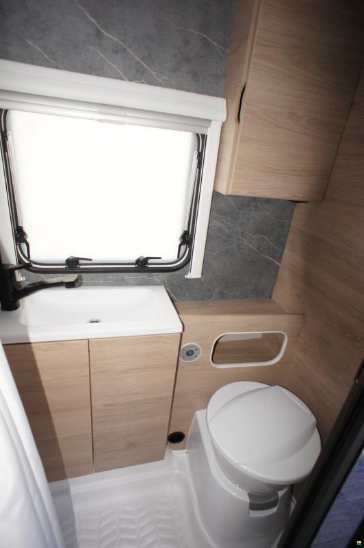 Weinsberg CaraOne 390 PUH