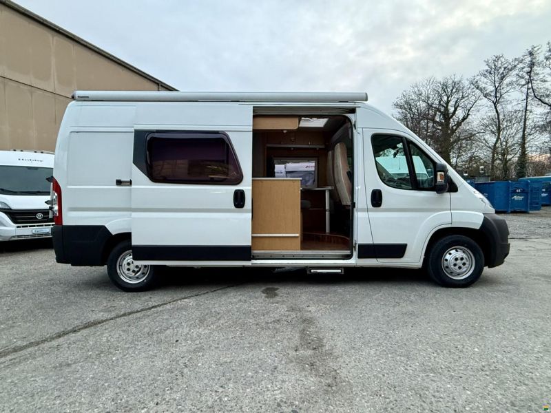 Hymer Car 322 - Compact