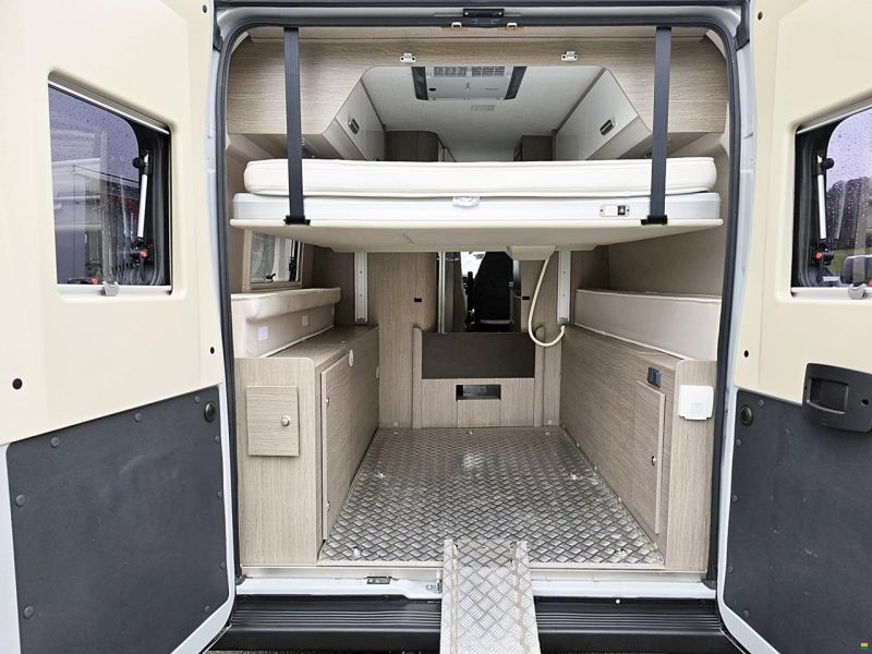 Chausson V 690 PREMIUM ROAD LINE 2.3 9G-AUTOMATIK