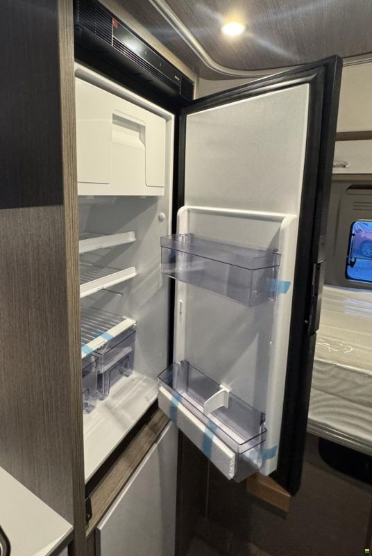 Pössl 2WIN R Plus 600 *Aufstelldach*