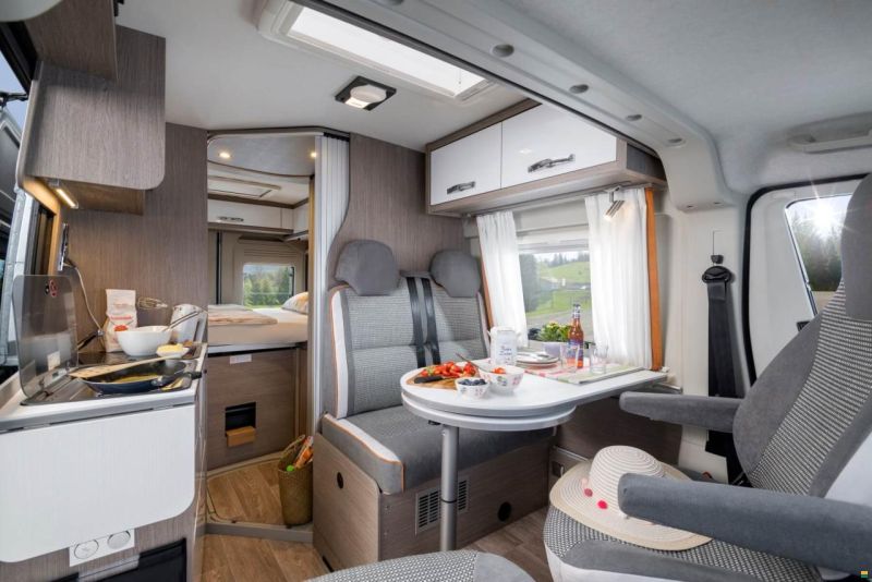 Pössl 2WIN R Plus 600 *Aufstelldach*