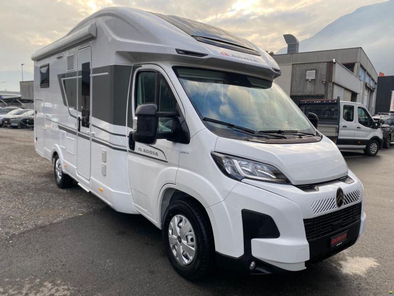 Adria MATRIX AXESS 650 SL