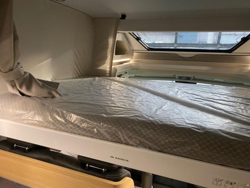 Adria MATRIX AXESS 650 SL