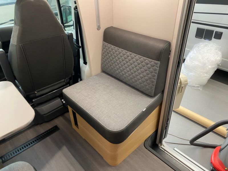 Adria MATRIX AXESS 650 SL