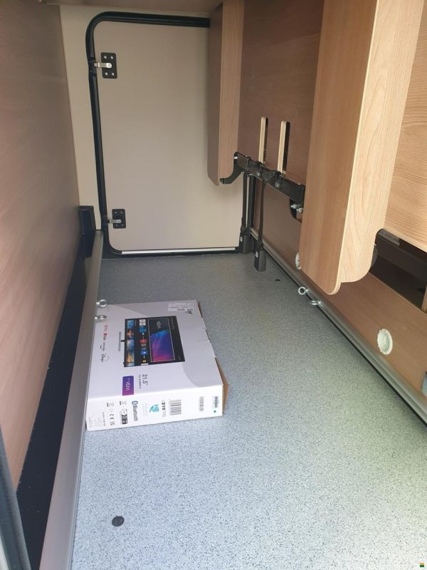 Bürstner Lyseo TD 644 G Rundsitzgruppe