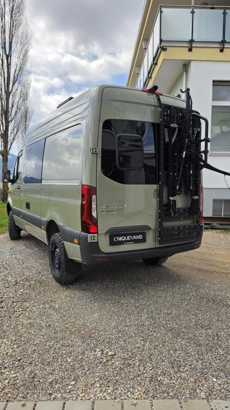 Mercedes Benz Sprinter 907 4x4 319
