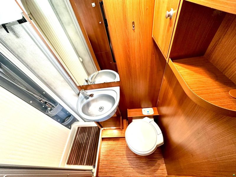 Fiat *CARADO 2.3JTD 130PS RIESEN-HECKGARAGE*