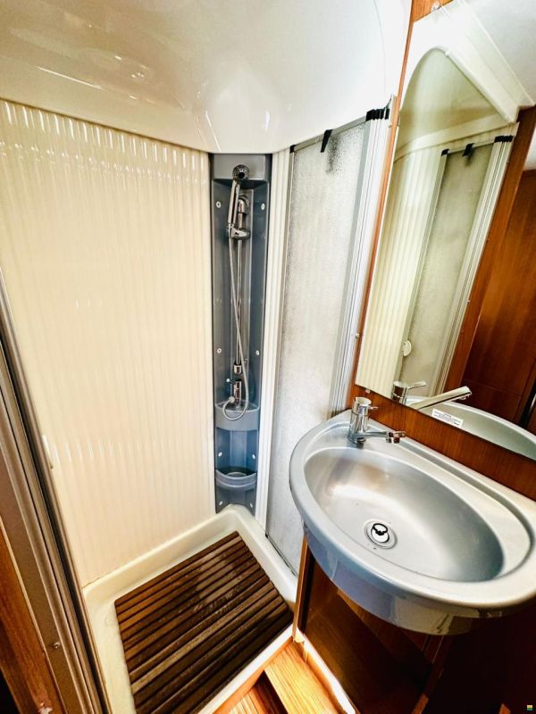 Fiat *CARADO 2.3JTD 130PS RIESEN-HECKGARAGE*