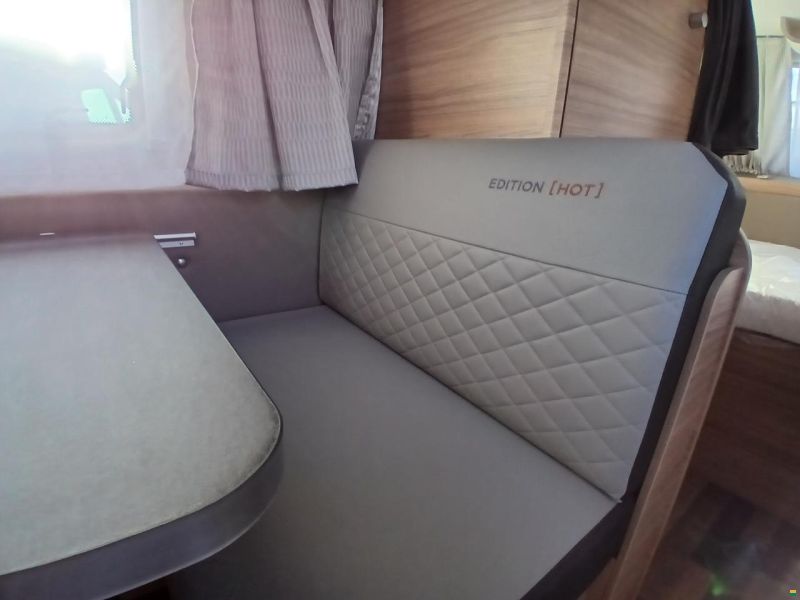 Weinsberg CaraOne 390 Hot Edition