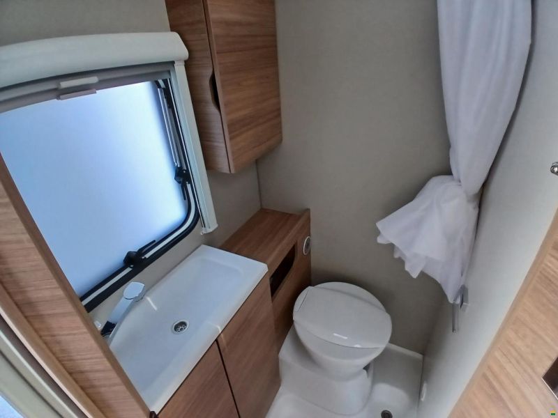 Weinsberg CaraOne 390 Hot Edition