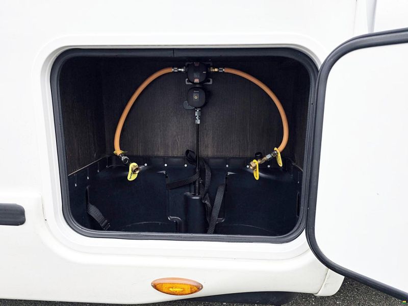 Benimar TESSORO T 483 AUTOMATIK