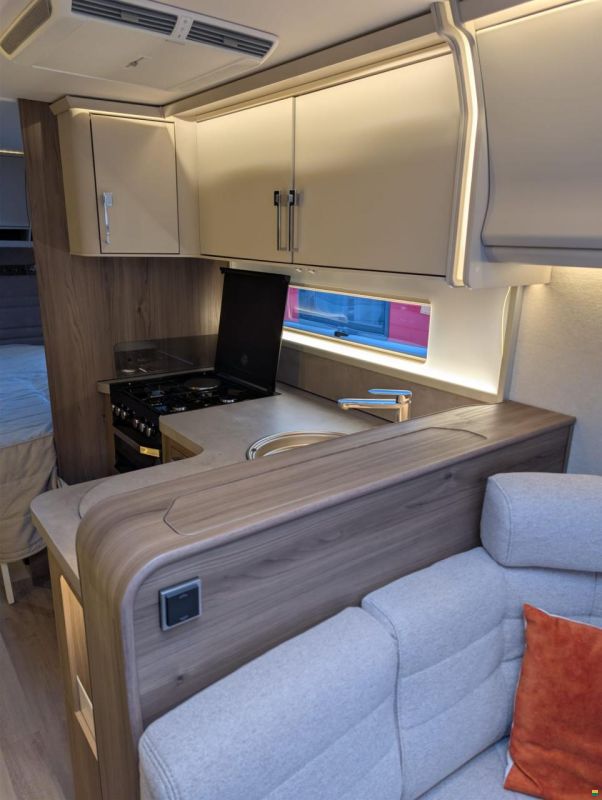 Kabe Royal 740 CTDL KS