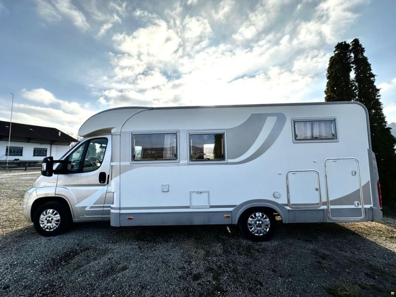 Fiat 2.3JTD 130PS ADRIA 670SL *** LÄNGSBETT*