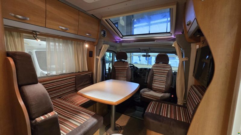 Eura Mobil Terrestra T 700 EB