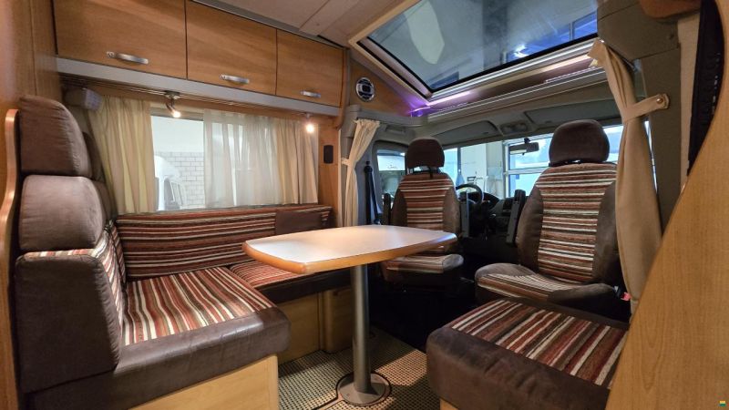 Eura Mobil Terrestra T 700 EB