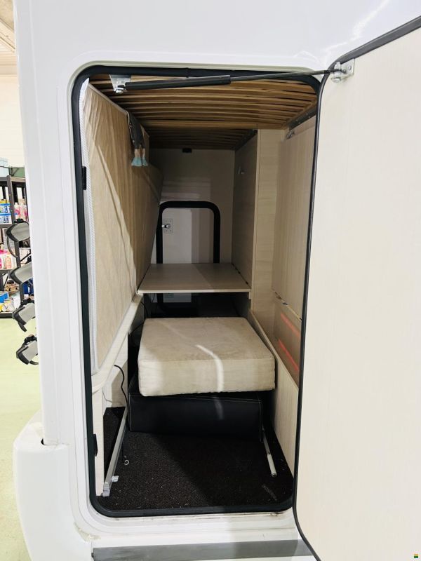 Challenger Genesis C256