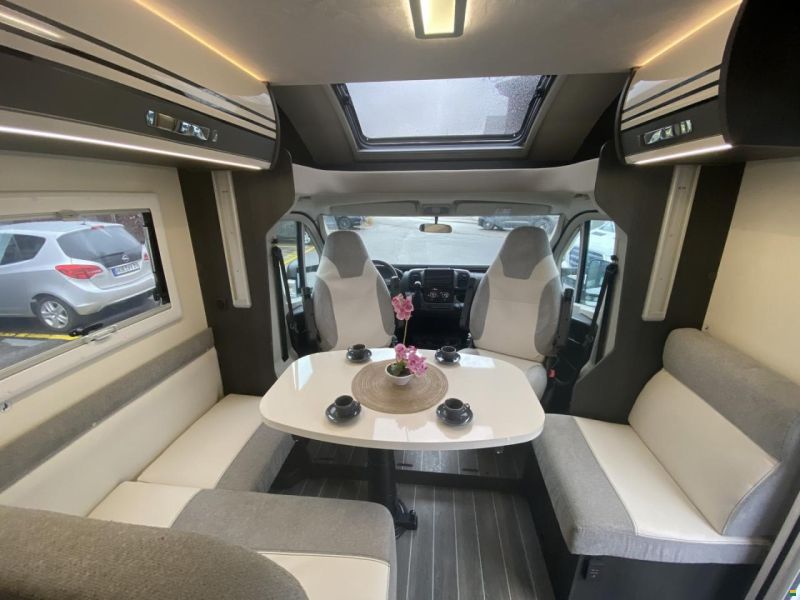 Roller Team Kronos 284 TL, Fiat 2.2MJ 140PS Automat