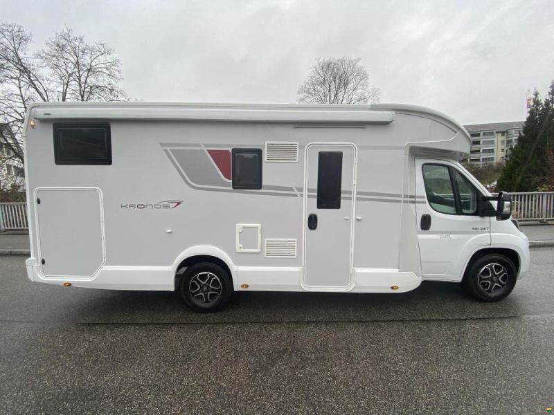 Roller Team Kronos 284 TL, Fiat 2.2MJ 140PS Automat