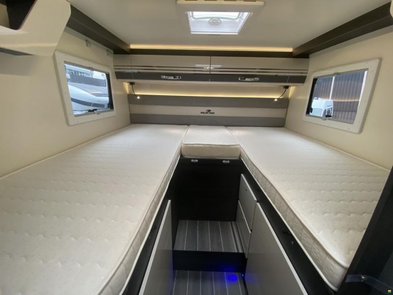 Roller Team Kronos 284 TL, Fiat 2.2MJ 140PS Automat