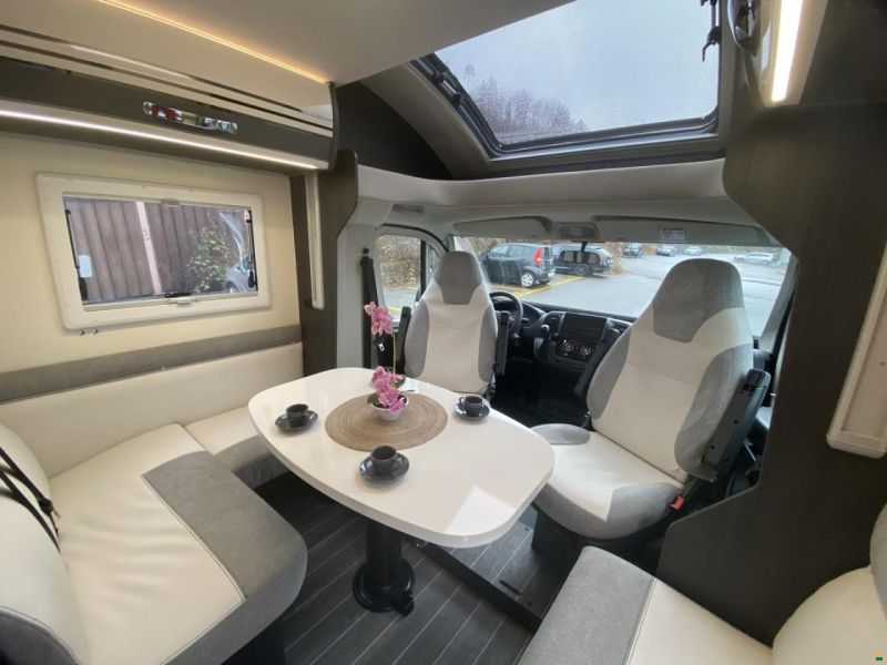 Roller Team Kronos 284 TL, Fiat 2.2MJ 140PS Automat