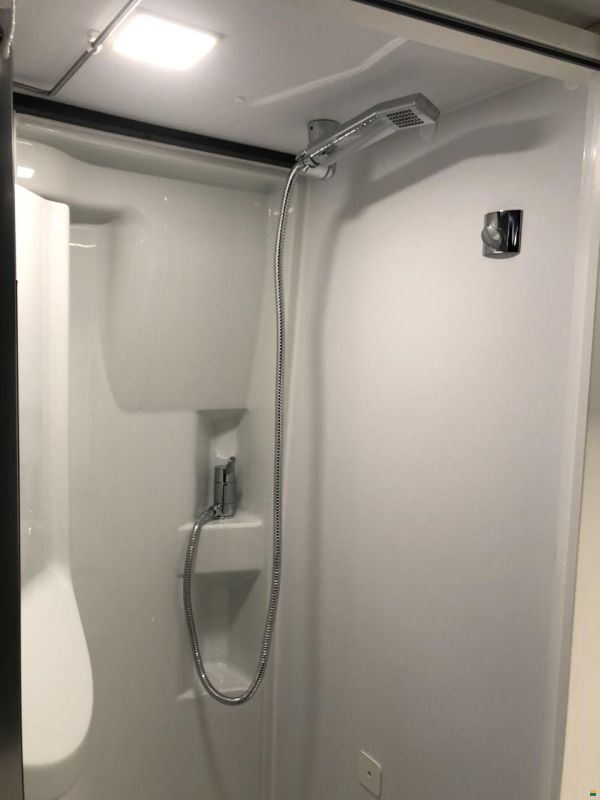 Adria Twin Suprême 640 SGX