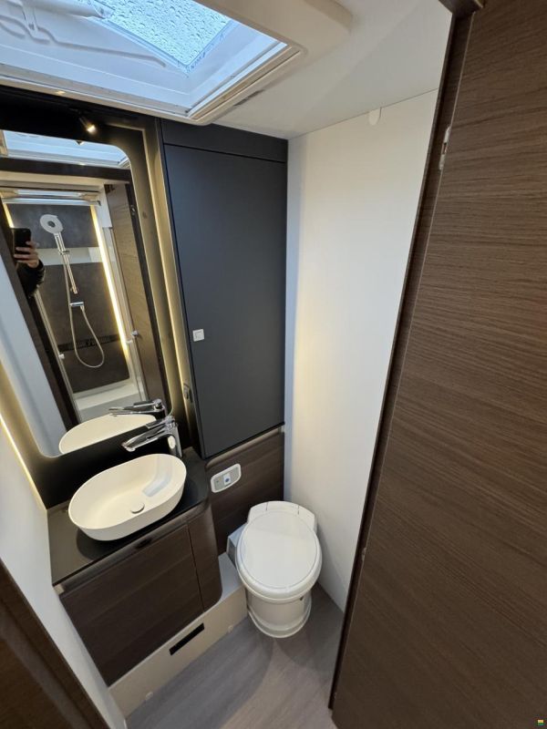 Adria Sonic Supreme 700 DL